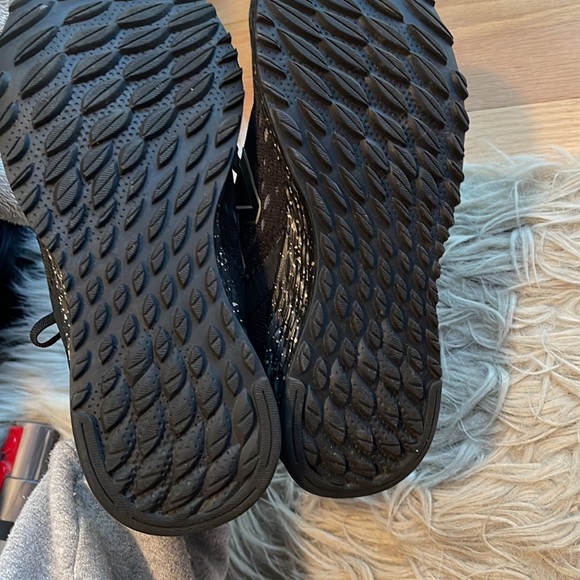 Fresh foam new balance - Picture 2 of 3